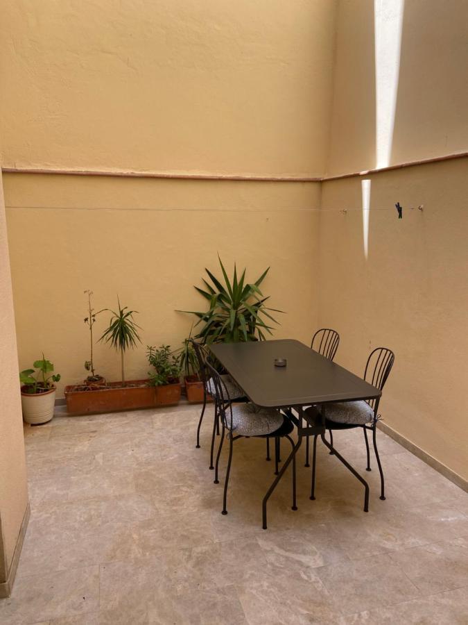 Central Apartment With Patio By Wayra Тарифа Экстерьер фото